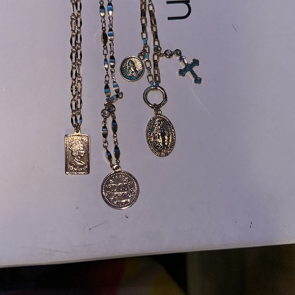NWT Ettikq Necklace Bundle - Picture 3 of 4